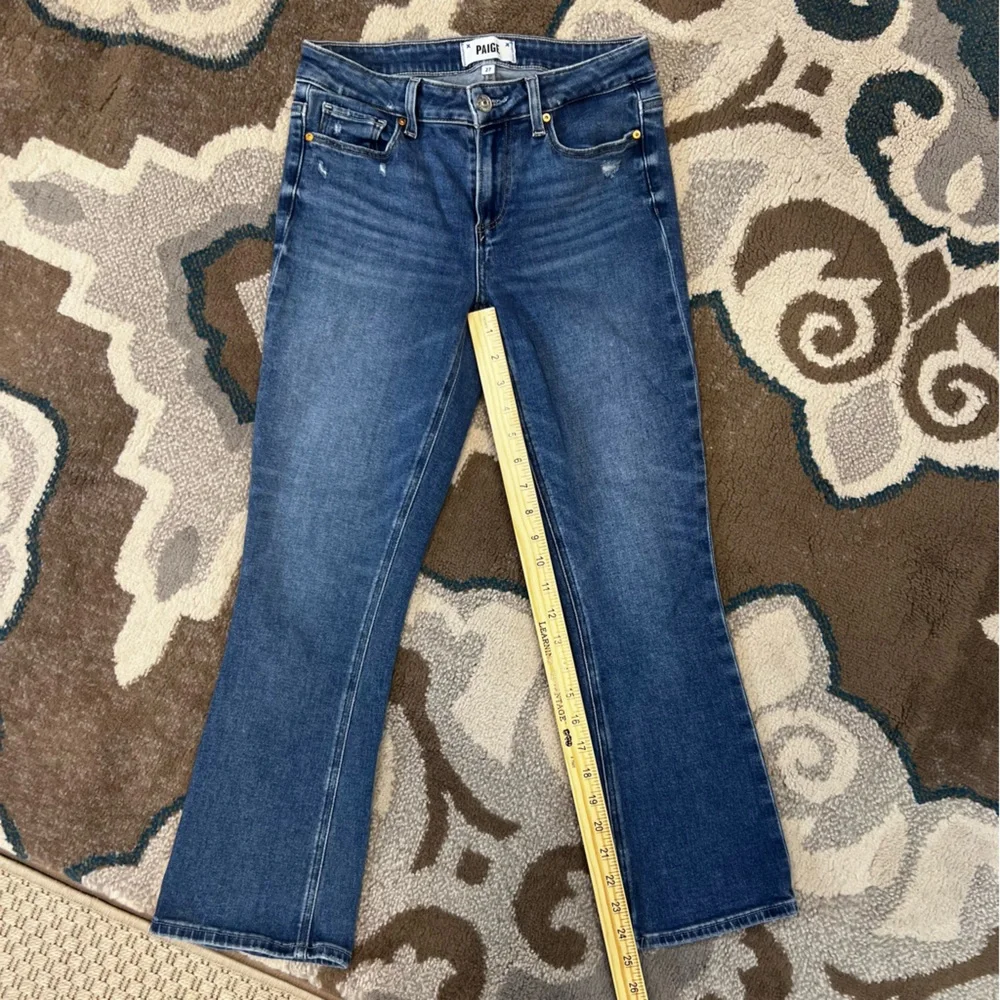 Paige Shelby Adelyn Distressed Jeans Size 27‎